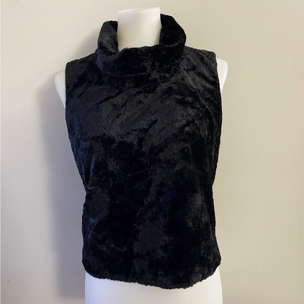 Laundry By Shelli Segal Black Faux Fur Top Sleeveless Holiday Christmas Workwear